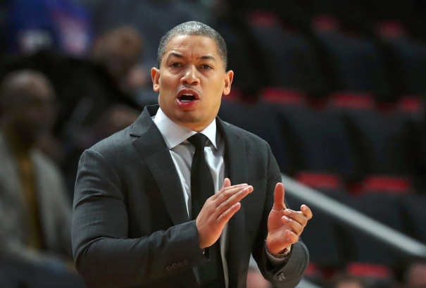 星空体育app下载-皮耶罗欧洲杯决赛失单刀