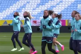 星空体育app下载-智利女足队在比赛中展现出团队实力的英文